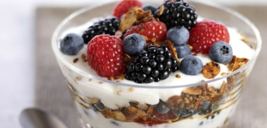 Healthy Greek Yogurt Berry Granola Parfait - AOL Food