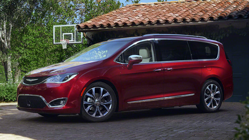2017 Chrysler Pacifica isn't your parents' Town & Country
