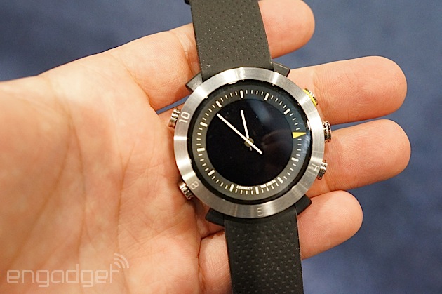 These Cogito analog smartwatches take a minimalistic to viewing notifications | Engadget
