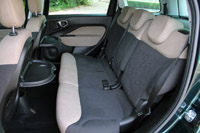 2015 Fiat 500L Living rear seats
