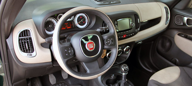 2014 FIAT 500 L Interior | Fiat 500l, Fiat, Fiat 500