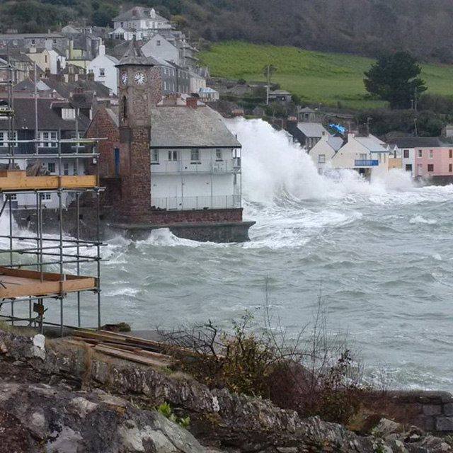 Massive waves batter sea wall and crash into trains at Dawlish - AOL UK ...