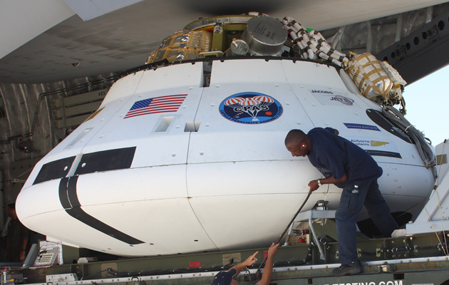 Meet NASA's commercial space capsule contenders