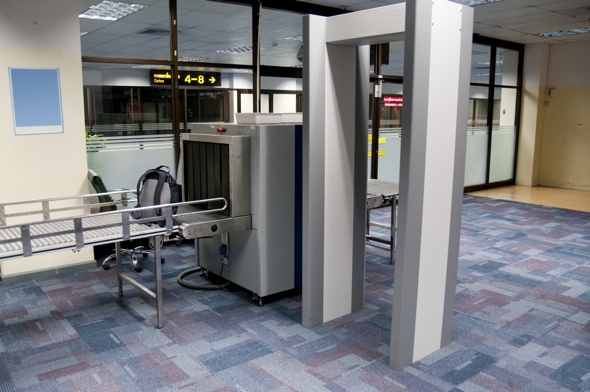 Woman dies at airport after security scanner caused ...