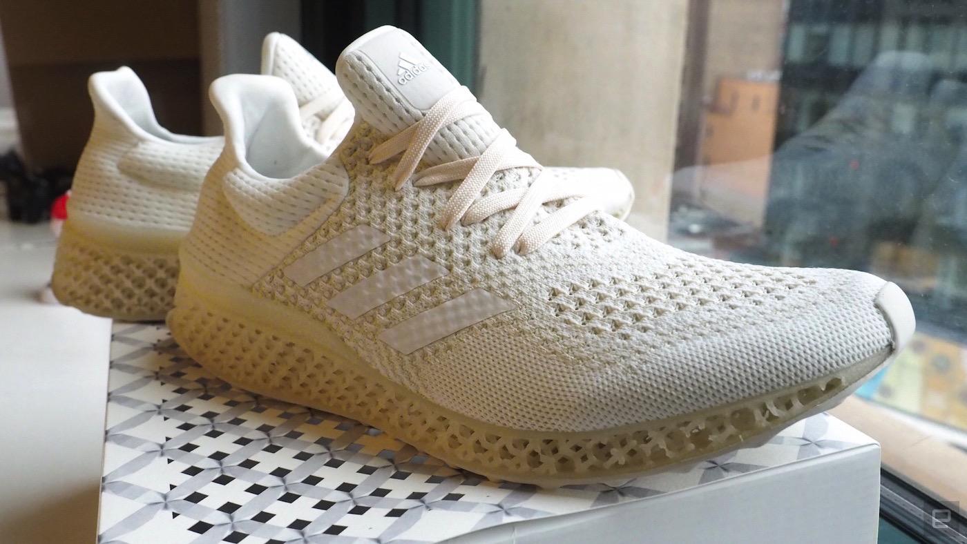por qué Desigualdad licencia Adidas Futurecraft 3D shows the potential of 3D-printed shoes | Engadget