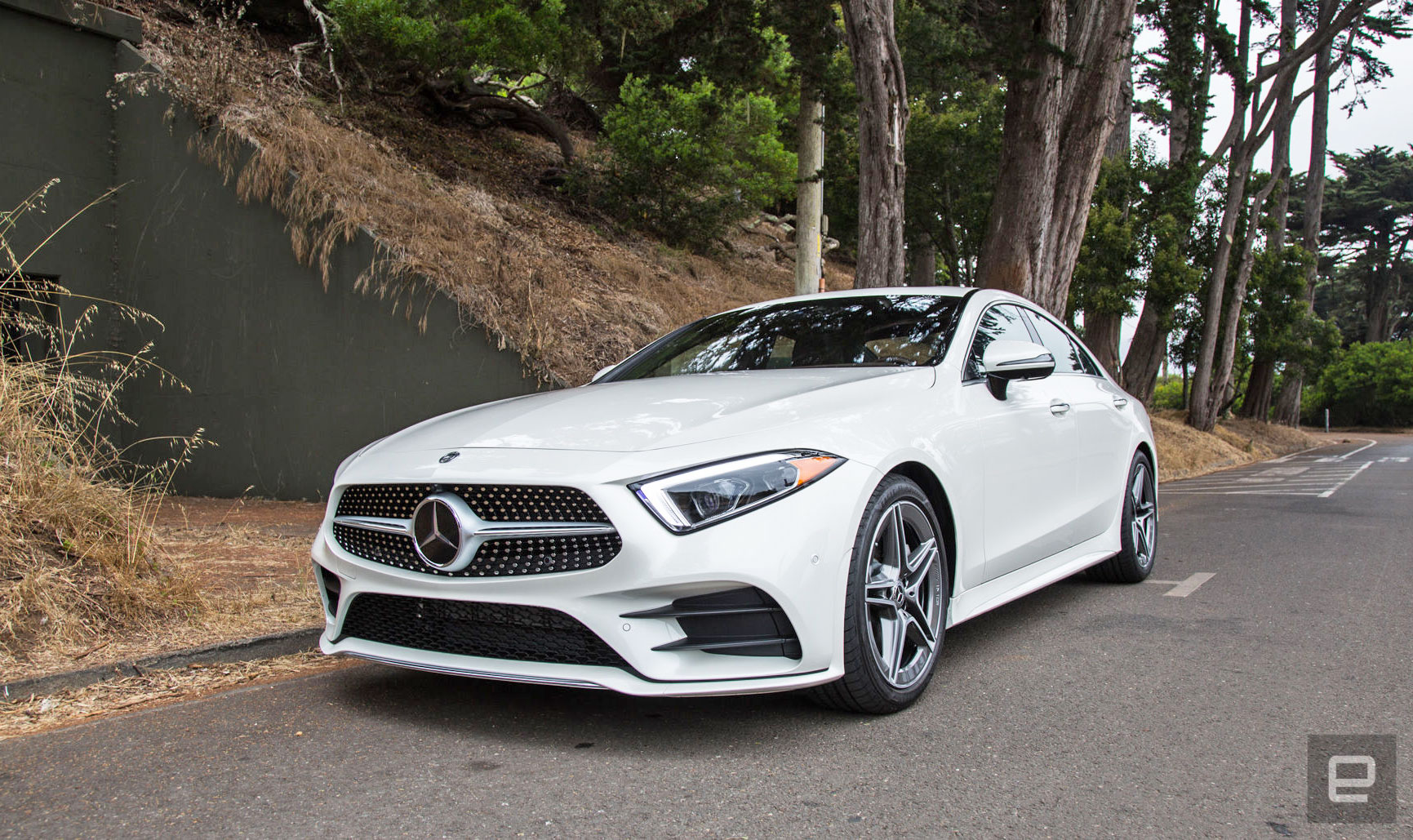 Leopardo Facilitar travesura The Mercedes CLS 450 is a luxury mild hybrid for hipsters | Engadget