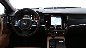 2017 Volvo V90 Cross Country