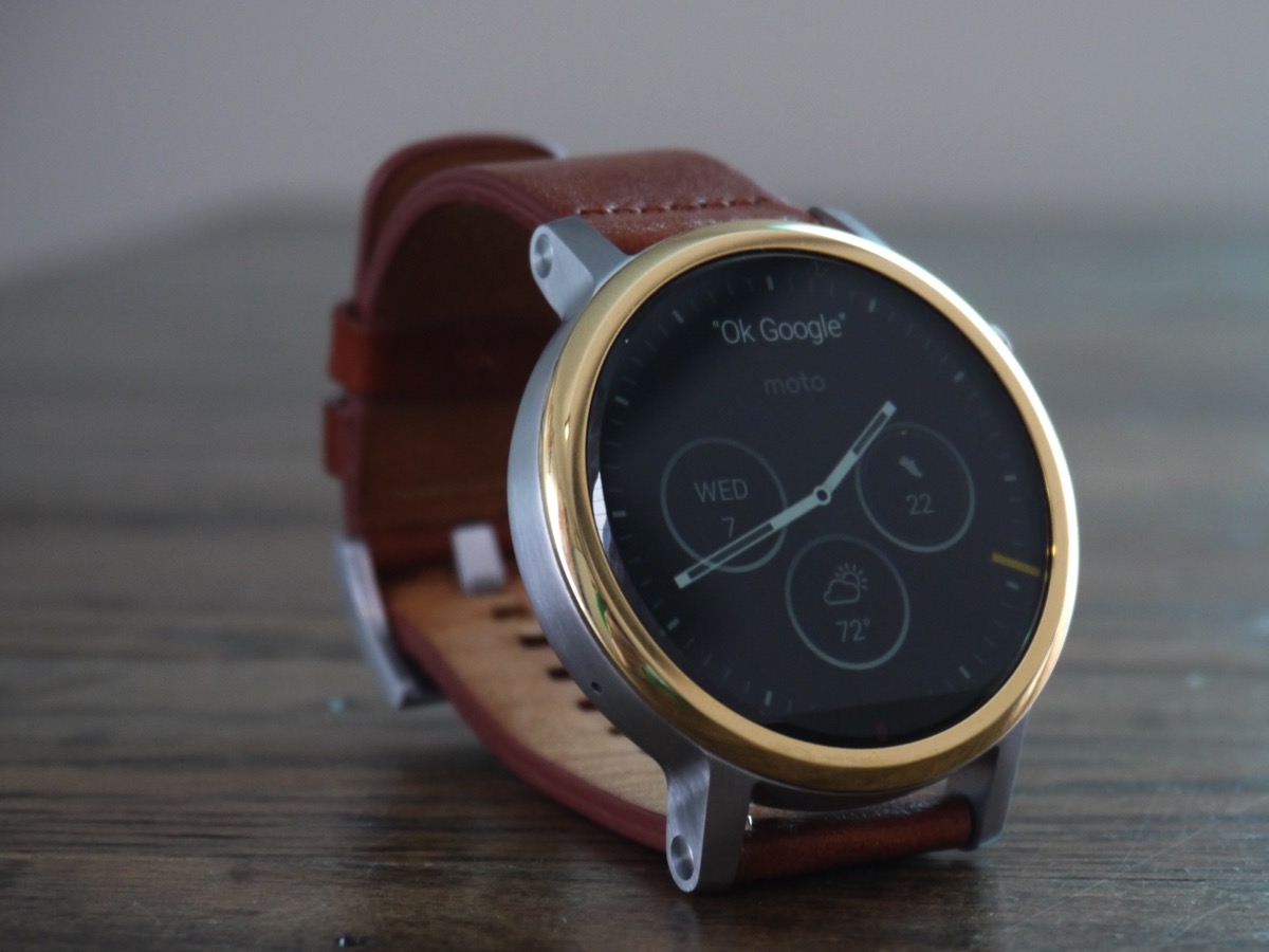 Moto 360 review (2015): More than just good looks this time Engadget