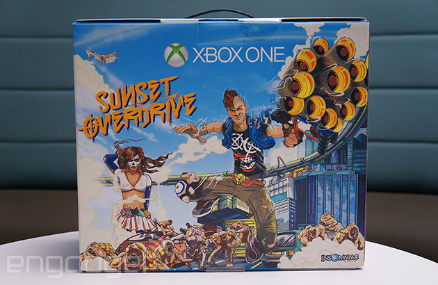 Sunset Overdrive, Item, Box, and Manual