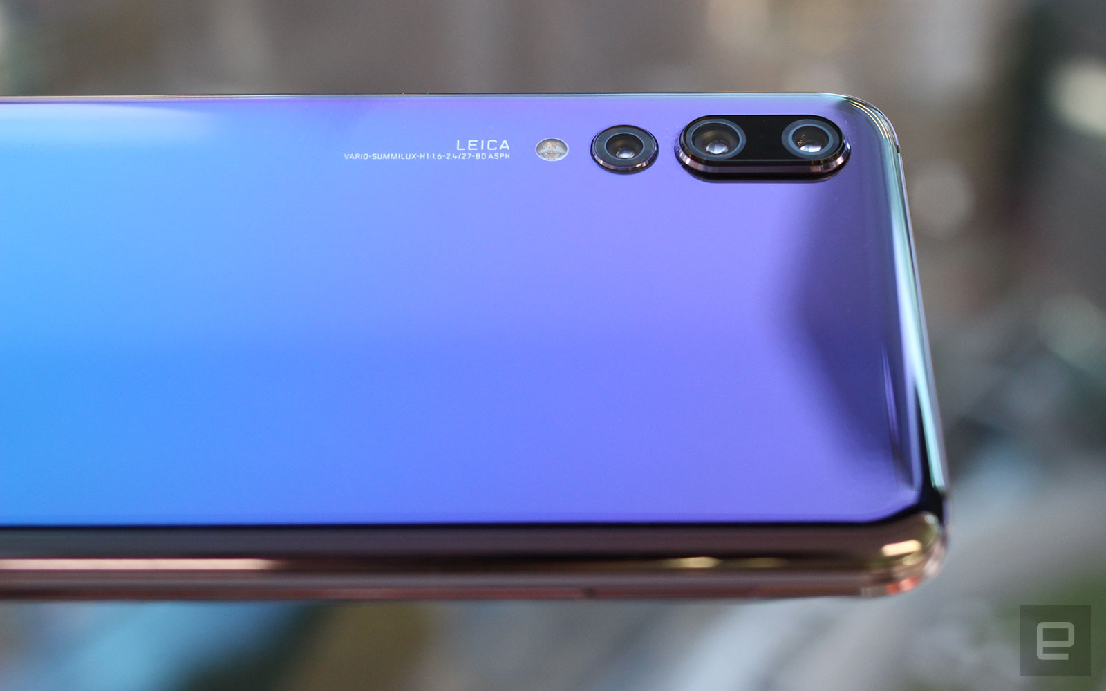 Huawei P20 Pro Twilight 極光色の