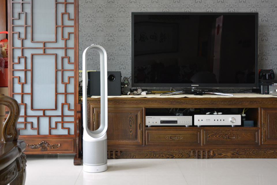 Dyson's new bladeless fan is also a powerful air filter