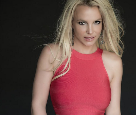 Britney Spears Can't Stop Instagramming Photos Of Her Awesome Abs | Cambio
