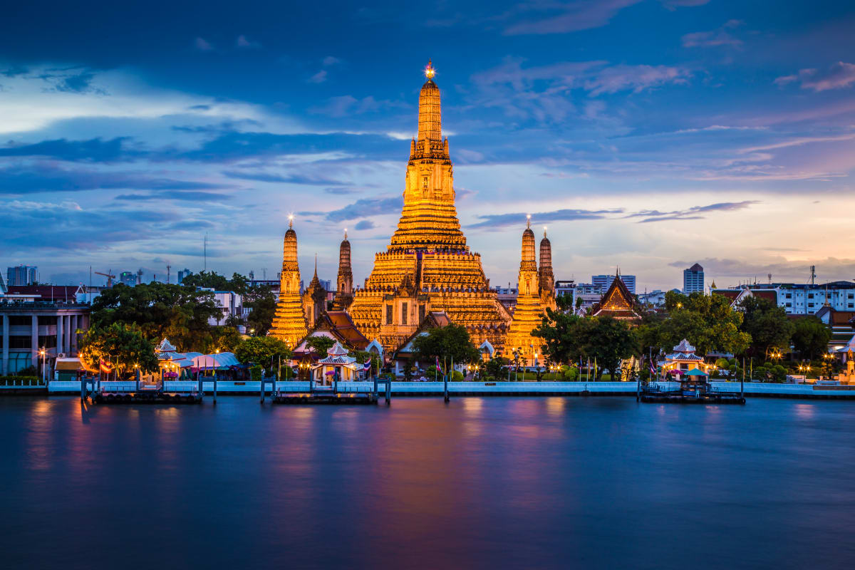 Temple of Dawn or Wat Arun, Rattanakosin Island, Bangkok, Thailand.