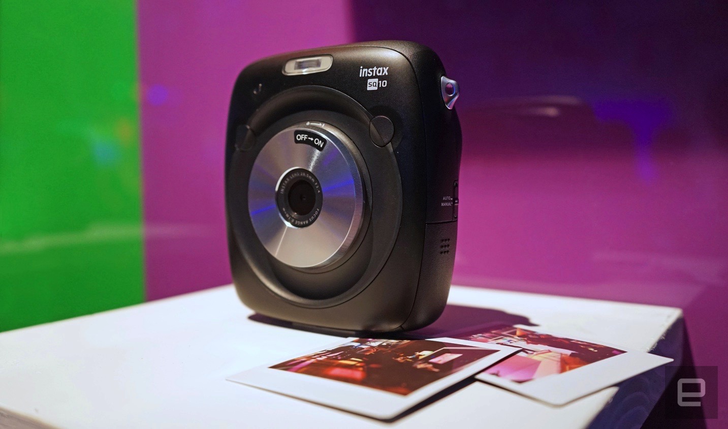 jam Stof borst Fujifilm's SQ10 is an instant camera for the Instagram generation | Engadget
