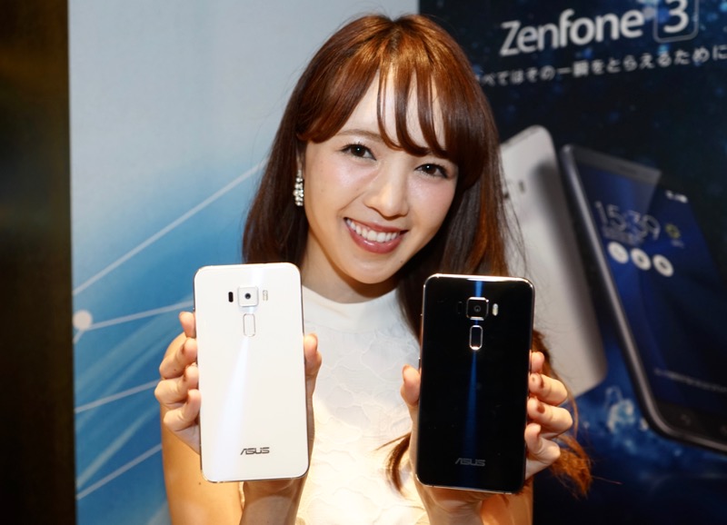 格安スマホ離れした高級感が魅力 Zenfone 3 は3 9万円で10月7日発売 6gb Ramの Deluxe も Engadget 日本版