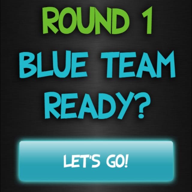 Players can choose between being on the blue team or the green team in the party game Describe Five
