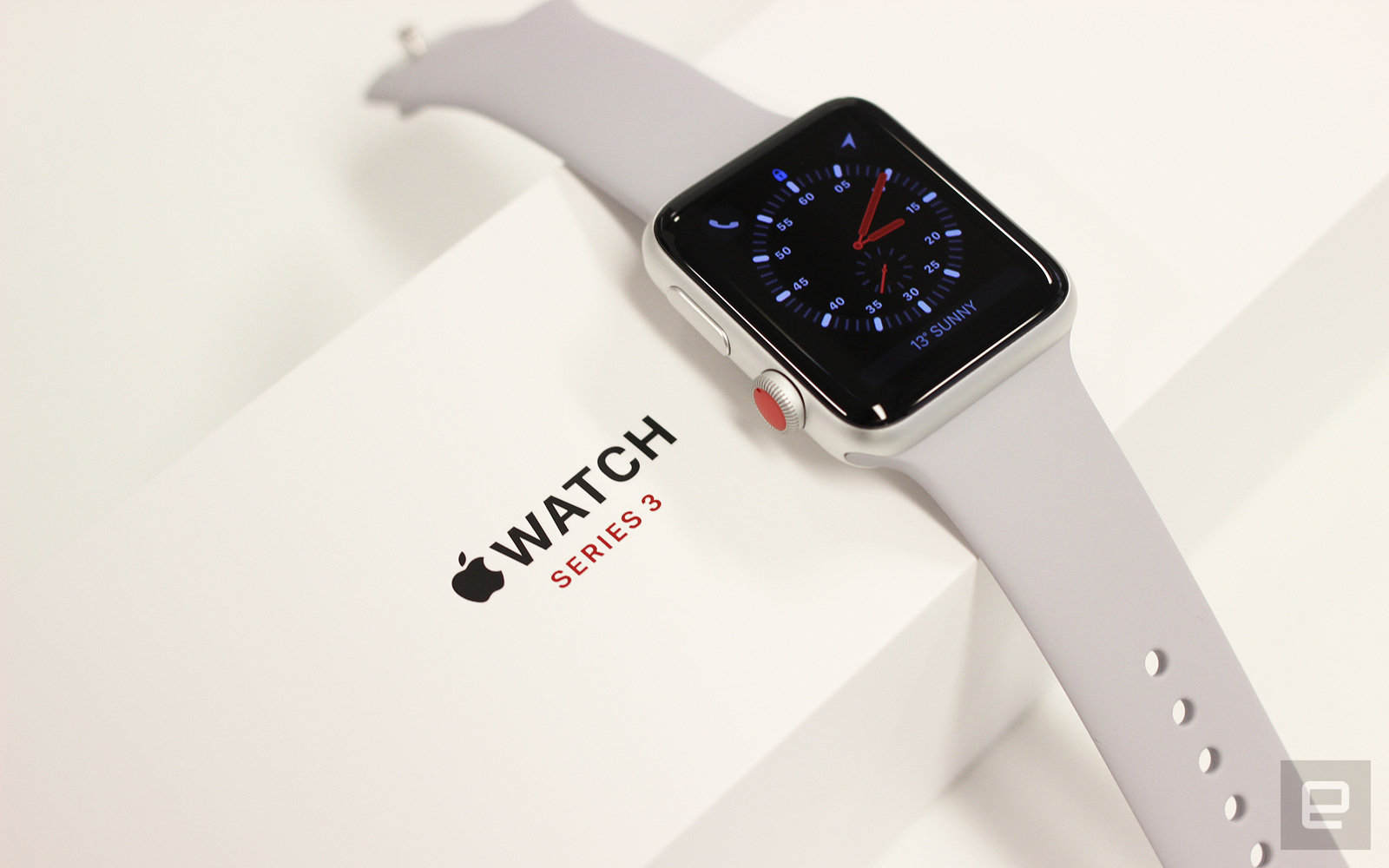 Apple Watchがサードパーティー製文字盤に対応か コードのなかに対応を示唆するコメント発見 Engadget 日本版