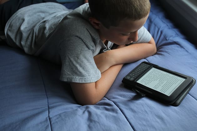 Children Using E-Readers