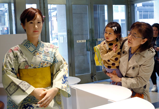 Toshiba's Aiko Chihira greeter robot