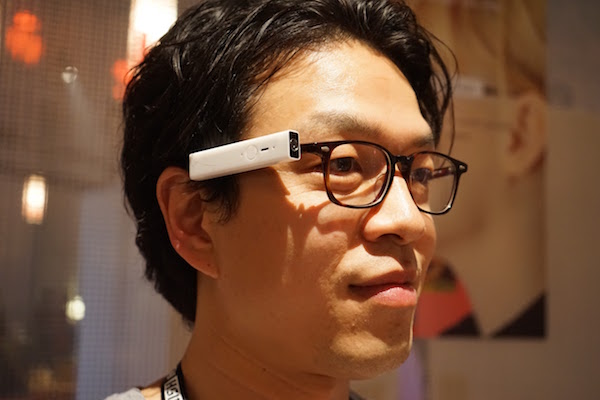 心が動かされた瞬間をウインクで撮る メガネに装着するウェアラブルカメラ Blincam のceoインタビュー Engadget 日本版