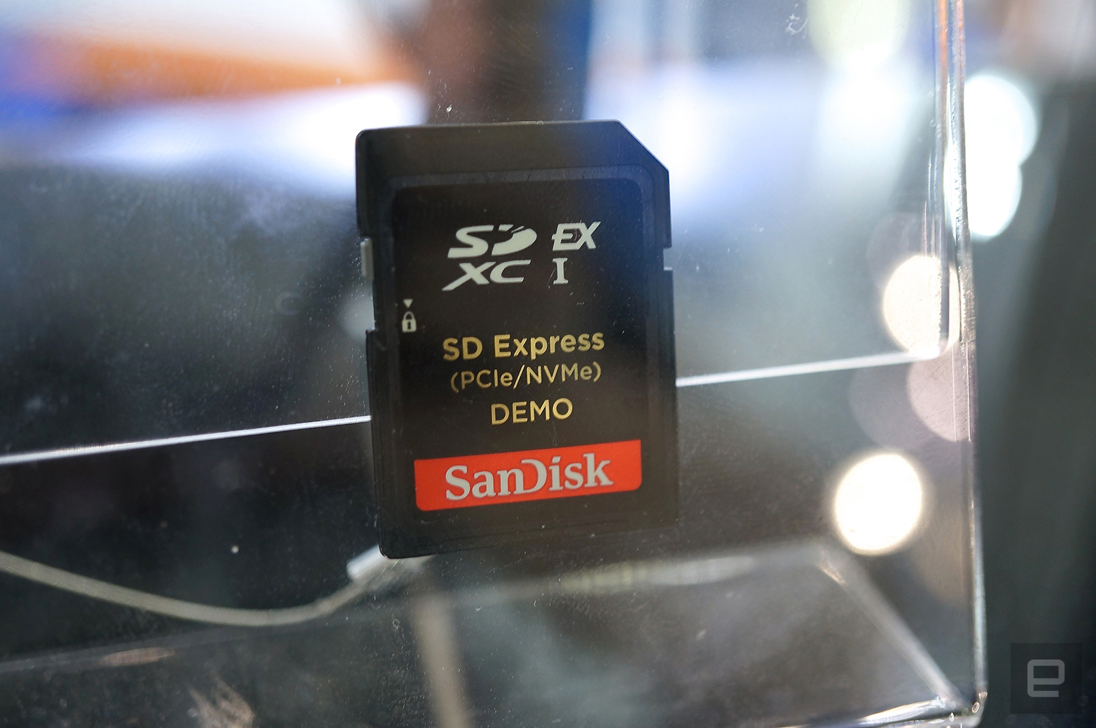 Sdカードの次世代規格 Sd 7 0 発表 最大128tbの Sduc と最大985mb 秒の Sd Express を採用 Engadget 日本版