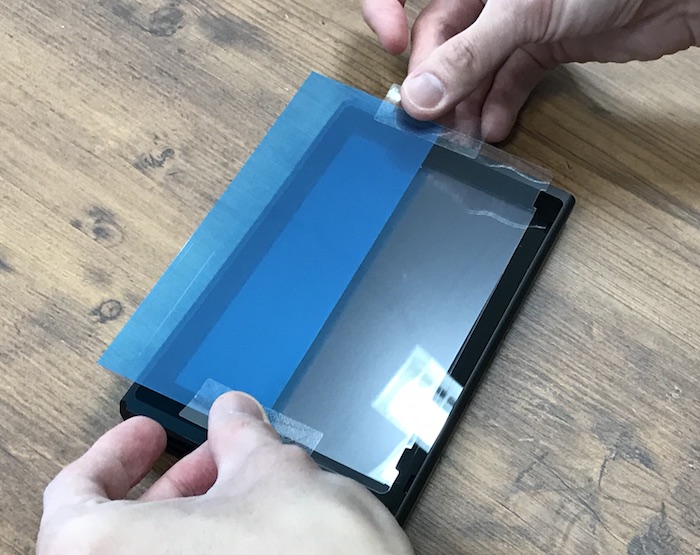 ニンテンドーswitchの液晶画面に保護フィルムを完璧に貼る方法 Engadget 日本版