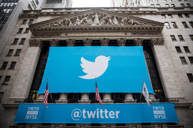 Twitter banner on the company's IPO day