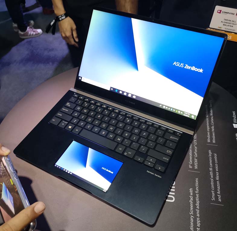 画面内蔵タッチパッドを採用したノートpc 新zenbook Pro インプレ Computex Taipei 2018 Engadget 日本版