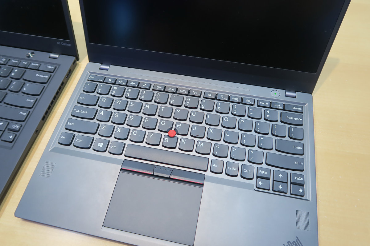 まるでthinkpad版macbook 秘密の試作機を大和研究所に見た Engadget 日本版