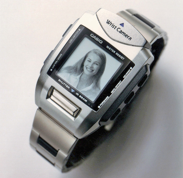 Secretar lipsă umbrit  Time Machines: Casio gets smart at CES 2000 | Engadget