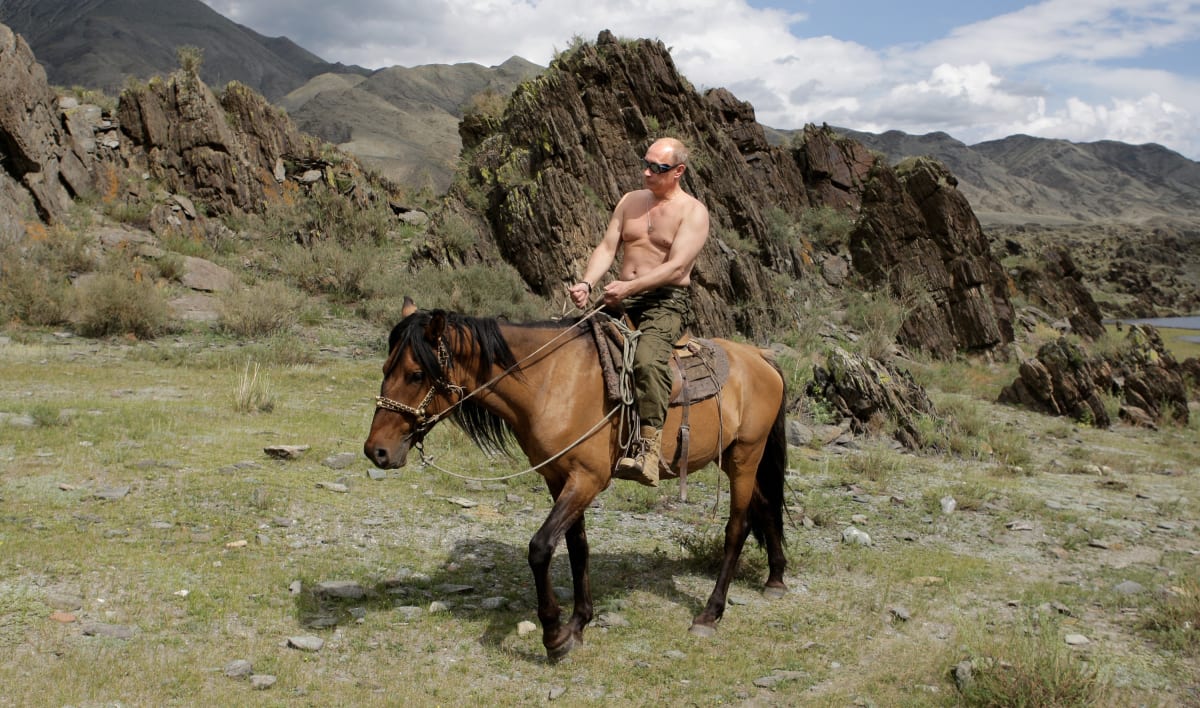 Russian Prime Minister Vladimir Putin ri