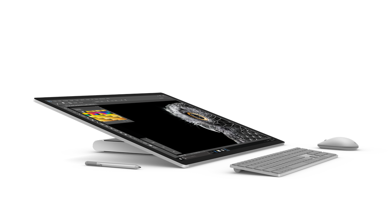 Surface Studioは 液タブ 代替になるか ペンタブ歴年のライターが斬る 新surface感想戦 Engadget 日本版