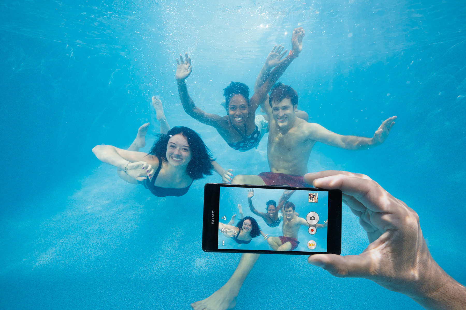 Sony Xperia Z3 Underwater