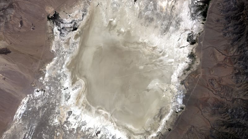 La NASA se opone a la minería de litio en un sitio de mesa plana en Nevada utilizado para calibrar satélites