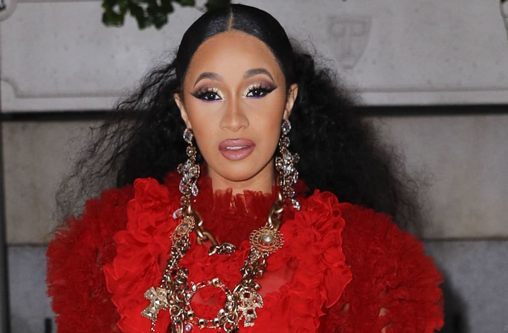 Cardi B tries to fight Nicki Minaj at NY fashion party - AOL Entertainment