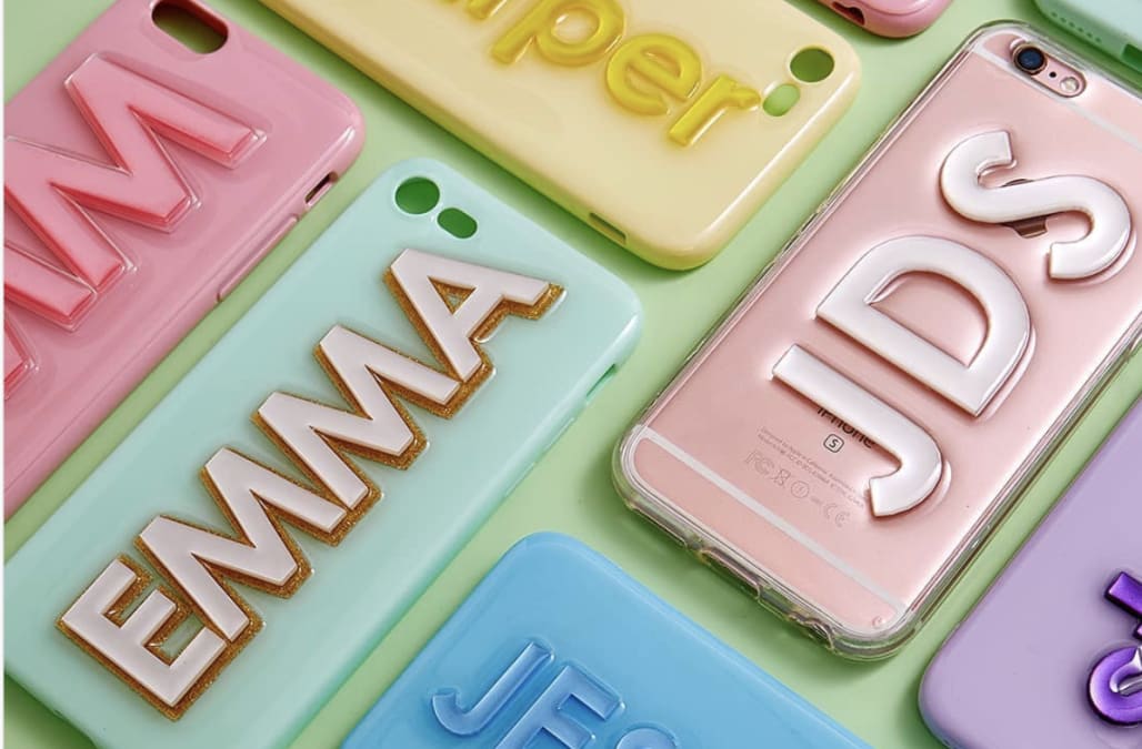 The celeb-loved phone case youre seeing all over Instagram is on sale