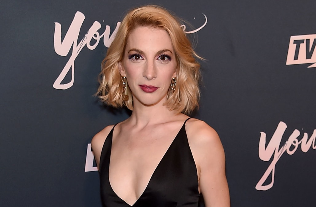 Younger' star Molly Bernard on her friendship with Hilary ...