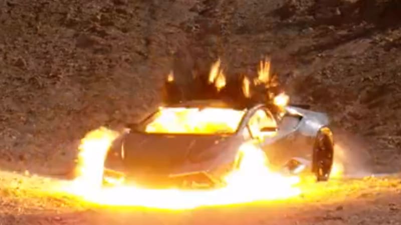 Lamborghini Huracan aufgeblasen, um 999 NFTs zu erzeugen