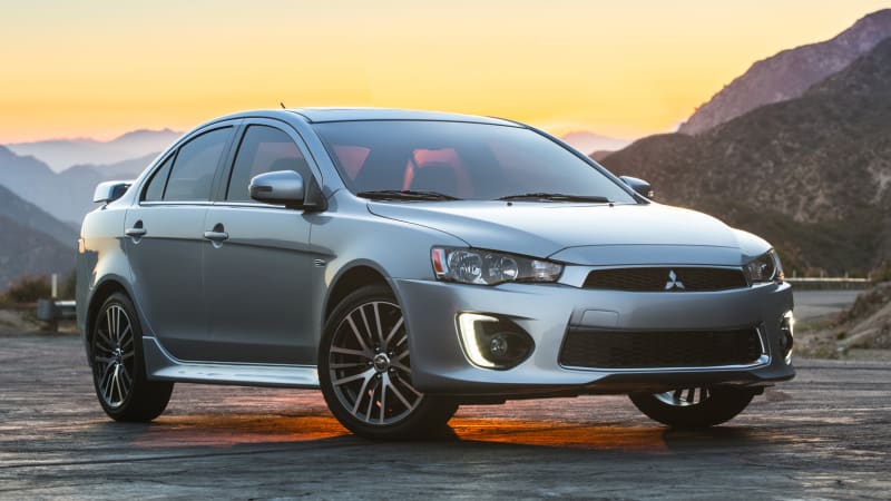 2016 Mitsubishi Lancer adds features, loses Ralliart