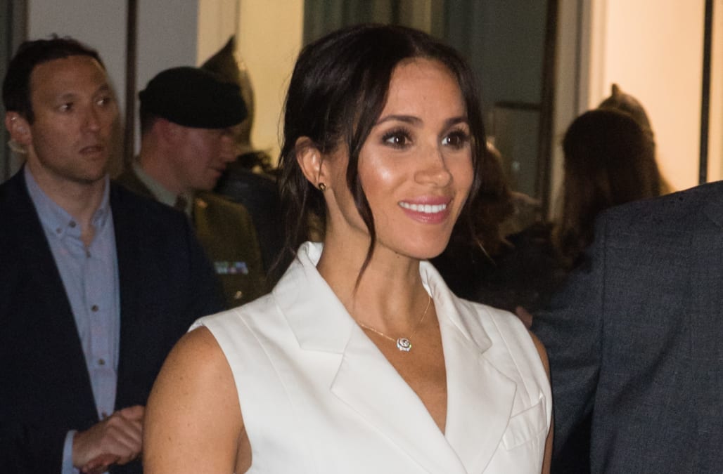 Meghan Markle criticized for 'too' relaxed pose in New Zealand by ...