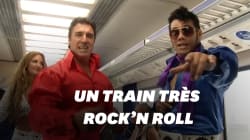 Ces fans d'Elvis célèbrent leur idole à bord d'un train