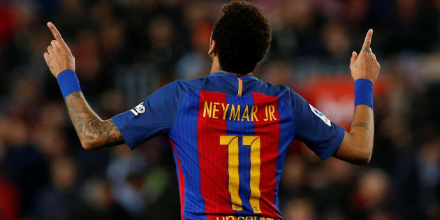 Le transfert de Neymar au PSG est de loin le plus cher de l'histoire... même en tenant compte de l'inflation