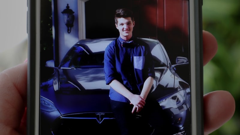 Jury says Tesla 1% liable but owes $10.5 million in teen’s fatal crash