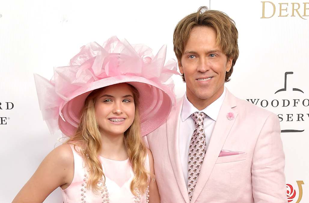 Anna Nicole Smith S Daughter Dannielynn Birkhead Attends Kentucky Derby With Father Larry Birkhead Photos Aol Entertainment