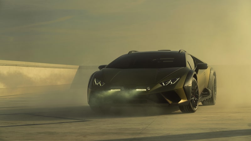 Lamborghini Huracán Sterrato shows its off-road-friendly design