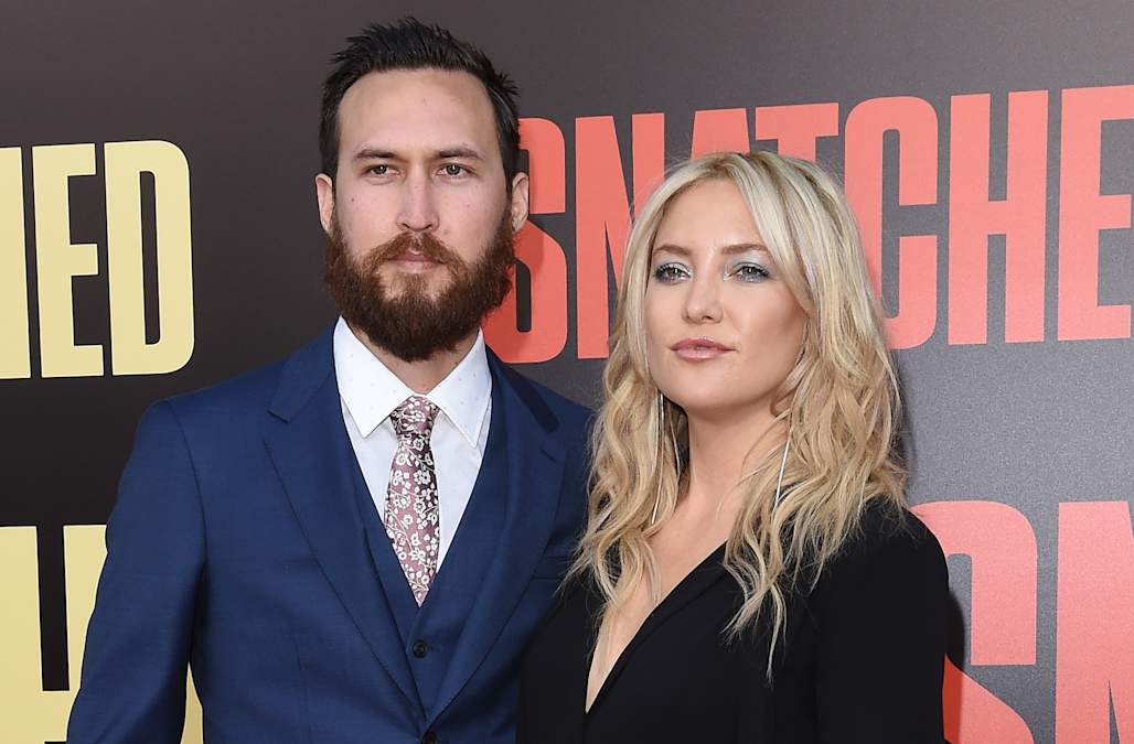 Kate Hudson Wants More Kids With Boyfriend Danny Fujikawa A Girl Would Be Fun Aol Entertainment