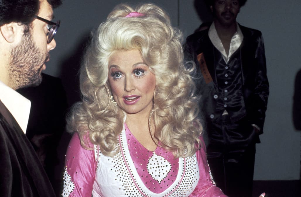 dolly parton grammy dress