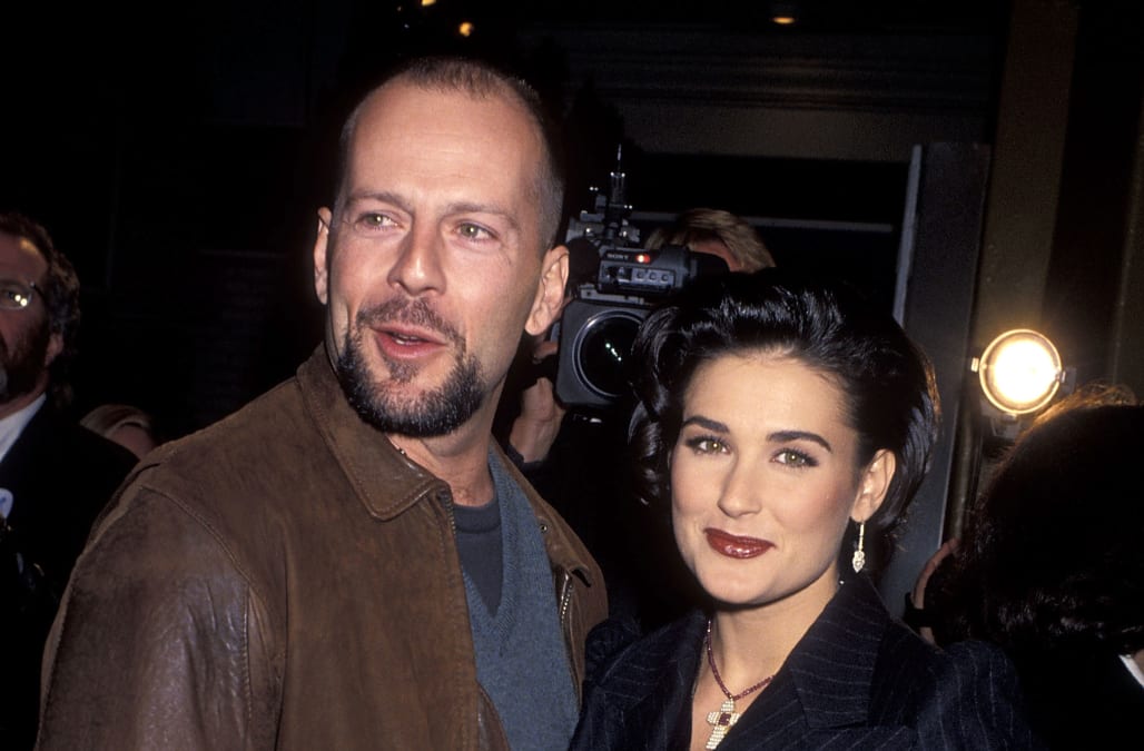 Demi Moore had an emotional phone call with Bruce Willis a ...