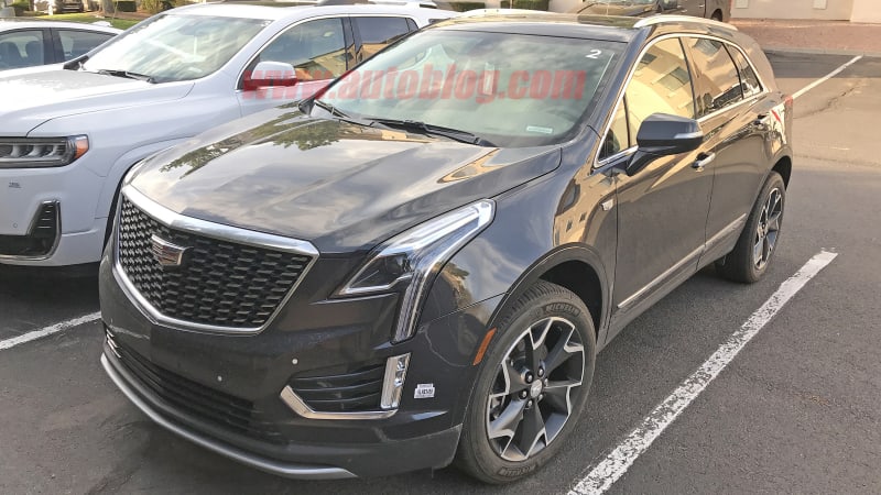 2020 Cadillac XT5 spied undisguised with infotainment from CT5