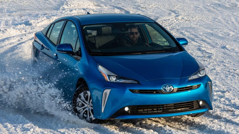 2019 Toyota Prius AWD-e First Drive Review | Welcome to the Snow Belt